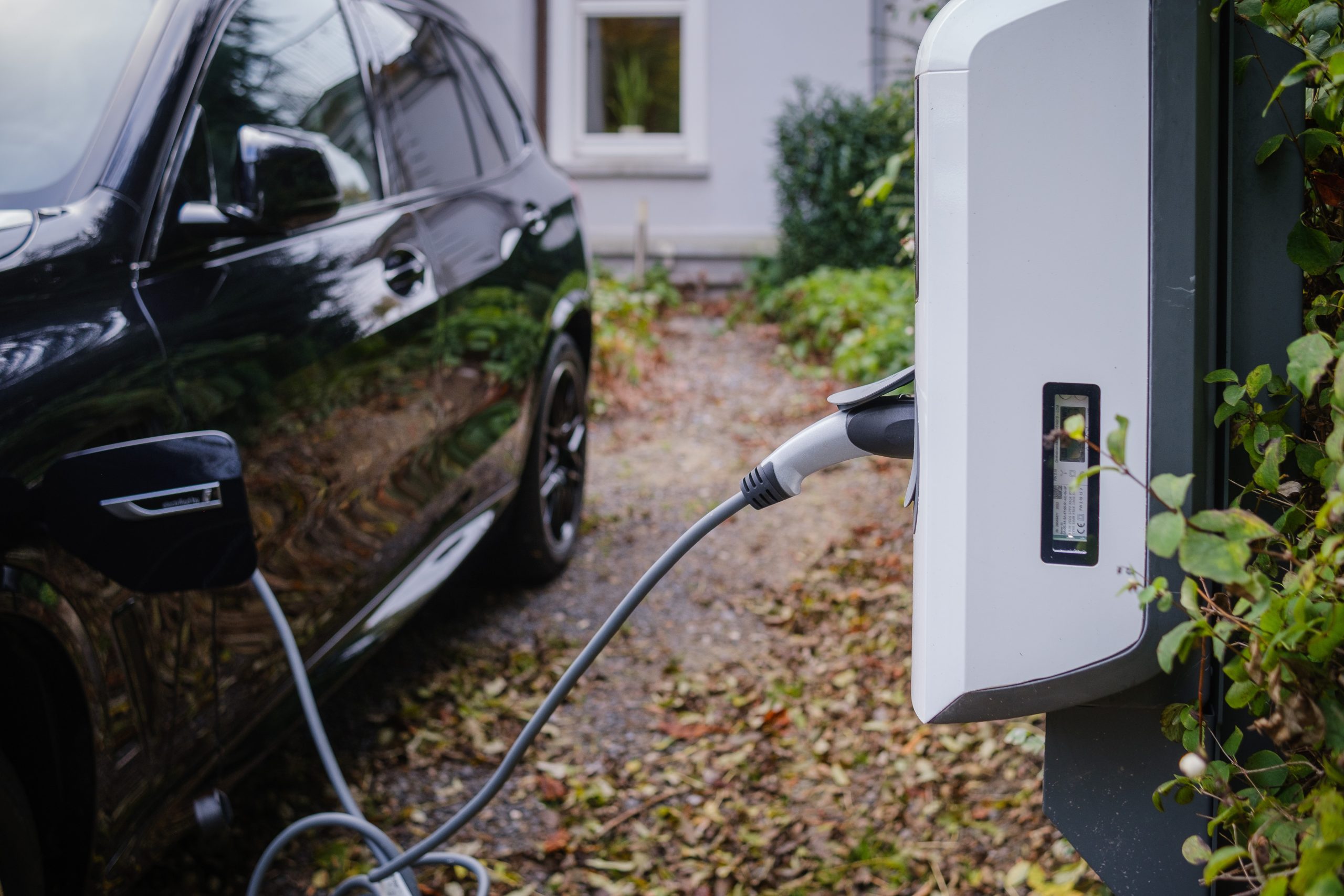 e-auto lädt langsam
